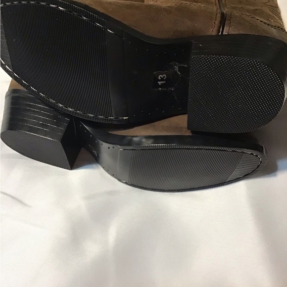 Brown Western Boots - Picture 2 of 4